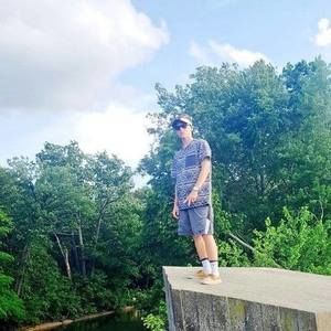 Meet your Posher, Brodi